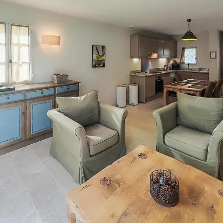 2 Bedroom In Saint-laurent-de-la-ca * Saint-Laurent-de-la-Cabrerisse